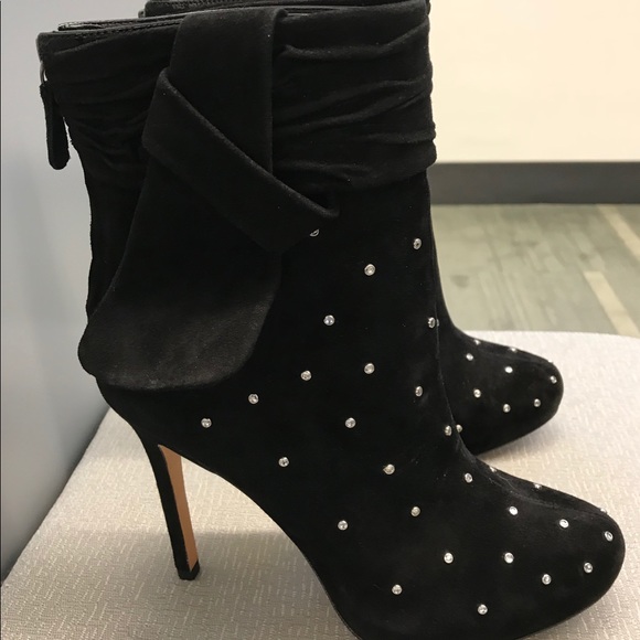 Ann Taylor Adriana Studded black booties - 7.5 - Picture 3 of 8